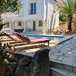 Orquidea Villa