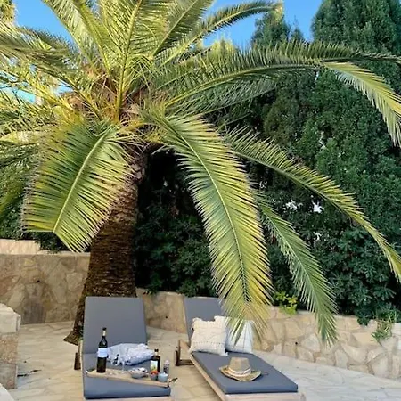Orquidea Villa *